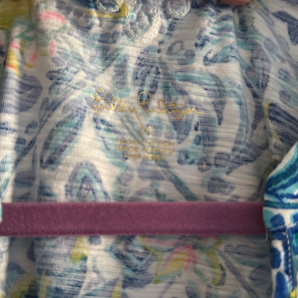 Like New Lilly lemon Top - Picture 2 of 7